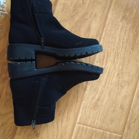 Booties - Picture 3 of 5